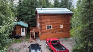 1515 Sailor Ct, North Pole, AK 99705