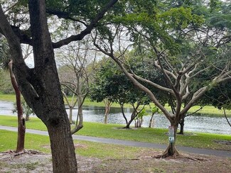 2208 S Cypress Bend Dr Unit 202, Pompano Beach, FL 33069