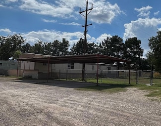 2104 W Mosley Loop, Alpine, TX 79830