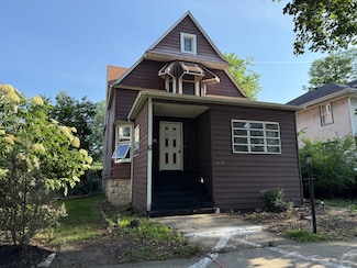 7005 34th St, Berwyn, IL 60402
