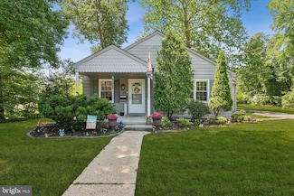 42 Chews Landing Rd, Clementon, NJ 08021