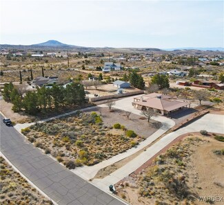 2037 Delaware Dr, Kingman, AZ 86401