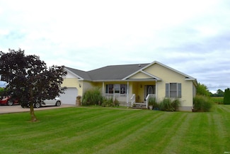 735 Heritage St, Argos, IN 46501