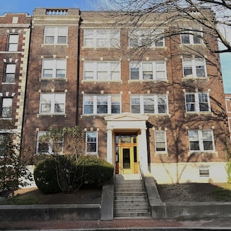 333 Harvard St Unit 4, Cambridge, MA 02139