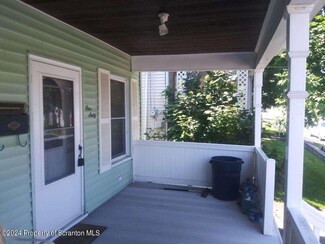 160 Wyoming Ave, Carbondale, PA 18407