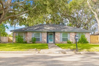 12418 A Bar Dr, Santa Fe, TX 77510