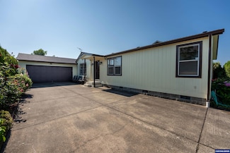 1200 Roy Ave, Woodburn, OR 97071