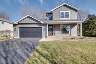 501 Cambridge Ave, Elburn, IL 60119