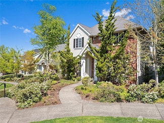 1989 NE Kelsey Ln, Issaquah, WA 98029
