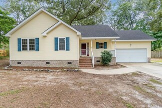 207 Pinewood Dr, Camden, NC 27921