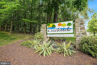 2901 S Leisure World Blvd Unit 518, Silver Spring, MD 20906