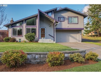 211 Crest Dr, Eugene, OR 97405