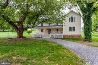 9526 Cobbler Ridge Rd, Marshall, VA 20115
