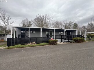 16745 SE Division St Unit 301, Portland, OR 97236