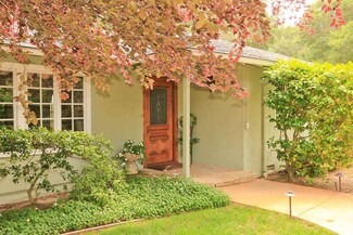 401 Stockbridge Ave, Atherton, CA 94027