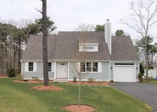24 Sheep Hill Rd, Chilmark, MA 02535