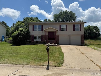 3850 Jeff Dr, Saint Charles, MO 63304