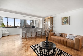 8 Whittier Place Unit 17E, Boston, MA 02114
