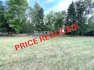 2450 S Commerce Rd, Walled Lake, MI 48390