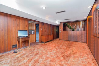 134 Greaves Ave, Staten Island, NY 10308
