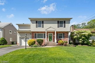 61 Furber Ave, Linden, NJ 07036