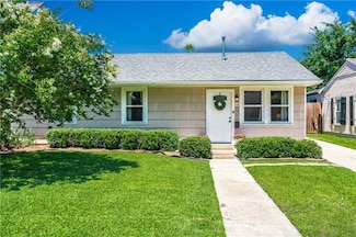 1102 Division St, Metairie, LA 70001