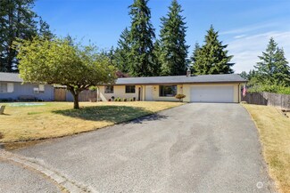 2120 SE Yucca Ct, Port Orchard, WA 98366