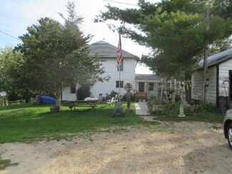 N3666 Overgaard Rd, Elroy, WI 53929