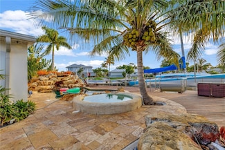 6904 26th St W, Bradenton, FL 34207