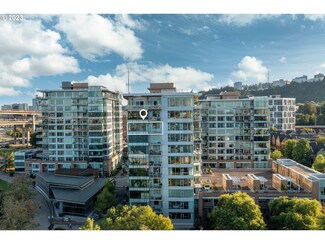1900 S River Dr Unit N902, Portland, OR 97201