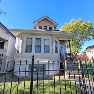 7152 S Honore St, Chicago, IL 60636