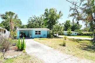 305 Palmetto Rd W, Nokomis, FL 34275
