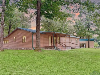 141 Birch Rd, Big Sandy, TX 75755