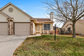 3602 Creekside Dr, Valparaiso, IN 46383