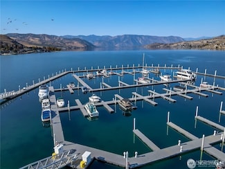 1350 W Woodin Ave, Chelan, WA 98816