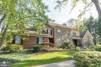1248 Lakemont Rd, Villanova, PA 19085