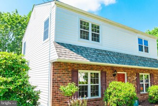 3 Devon Cir, Paoli, PA 19301