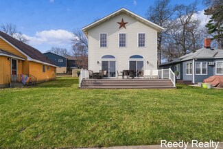2688 Ottawa Dr, Orleans, MI 48865