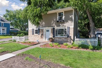 102 7th Ave N, Hopkins, MN 55343