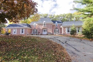 6115 Quetico Dr, Madison, WI 53705