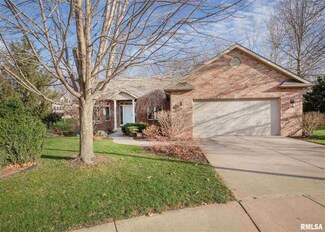 1198 Scenic Place, Le Claire, IA 52753