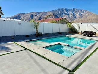 373 W Avenida Cerca, Palm Springs, CA 92262