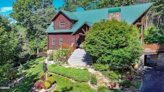 3341 Sugar Maple Loop Rd, Sevierville, TN 37862