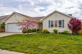 4920 Waller St, Ames, IA 50014