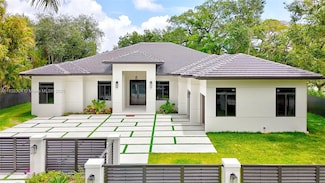 7025 SW 80th Ct, Miami, FL 33143
