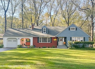 159 Mountain View Rd, Tillson, NY 12486