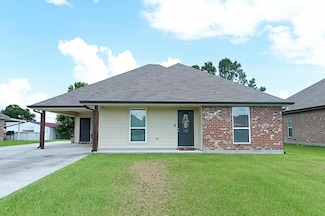 2552 Pineridge St, Thibodaux, LA 70301