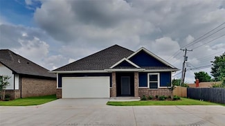6813 Labelle Dr, Warr Acres, OK 73132