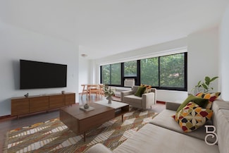33-68 21st St Unit 7D, Astoria, NY 11106