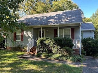 5710 Country Ln, Greensboro, NC 27410